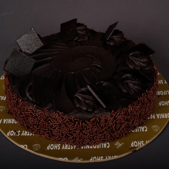 Chocolate Fudge Cake (1kg)